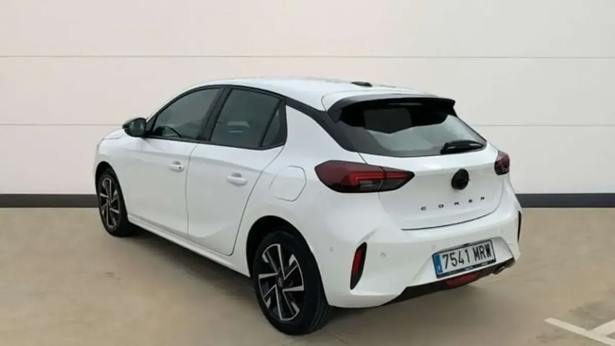 Usado Opel Corsa S 101 CV (74 kW) 2024 Blanco Utilitario