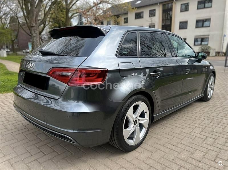 Usado Audi A3 S-Line 150 CV (110 kW) 2016 Gris / plata Berlina