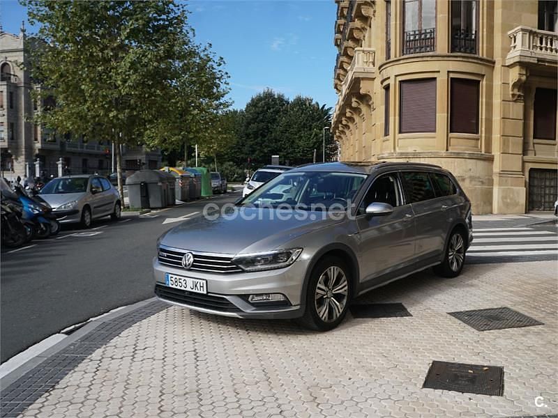 Usado VW Passat Alltrack 190 CV (139 kW) 2015 Gris / plata Familiar