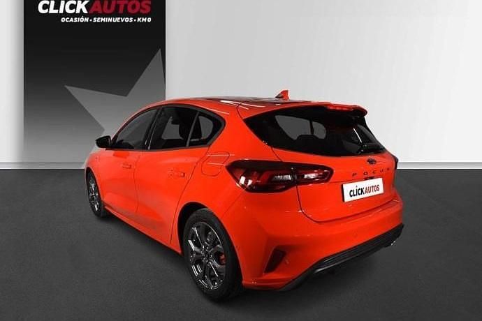 Usado Ford Focus ST-Line 125 CV (91 kW) 2024 Negro