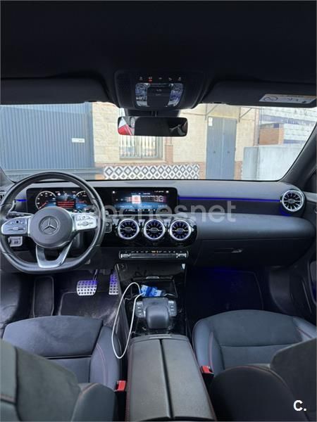 Gris / plata Usado 2022 Mercedes A250 Berlina | 31.700 € (Un poco caro) - Imagen 1/3