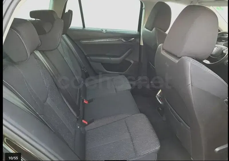 Usado Skoda Octavia Style 150 CV (110 kW) 2022 Negro Berlina
