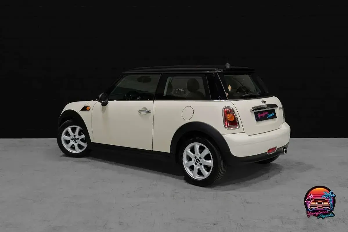 Usado Mini Cooper 120 CV (88 kW) 2007 Blanco Utilitario