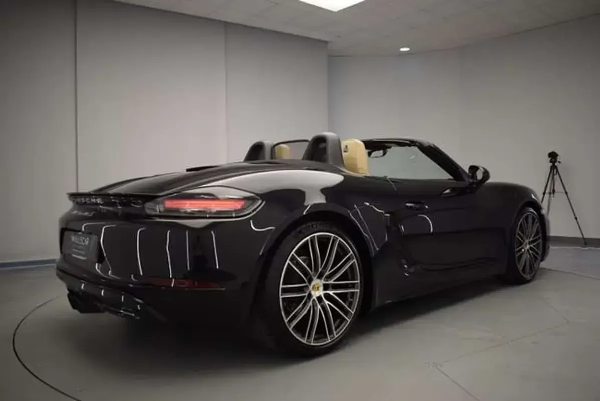 Usado Porsche 718 349 CV (256 kW) 2017 Negro Descapotable