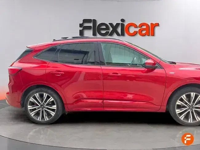 Usado Ford Kuga ST-Line 225 CV (165 kW) 2022 Rojo SUV