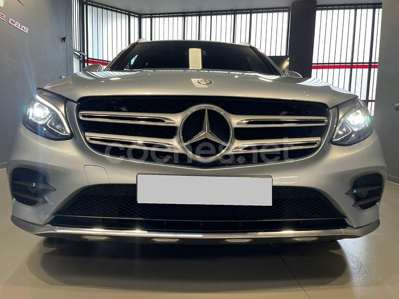 Usado Mercedes GLC220 AMG line 170 CV (125 kW) 2016 Gris / plata SUV
