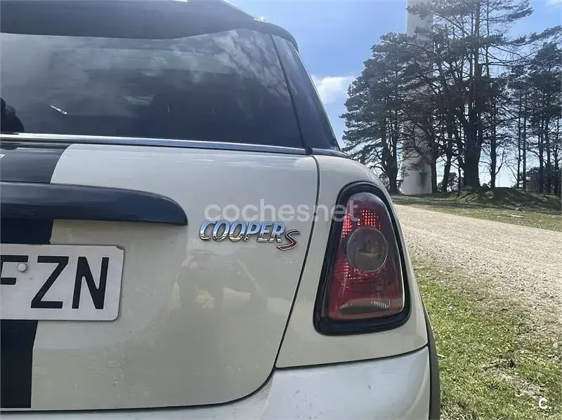 Käytetty Mini Cooper D 110 HP (80 kW) 2008 Valkoinen Viistoperä