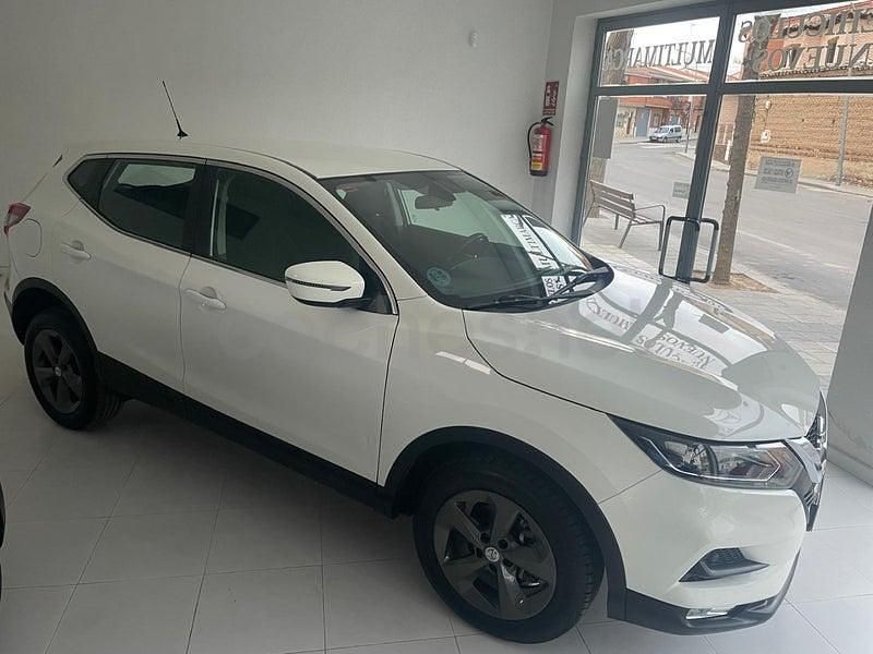 Usado Nissan Qashqai Acenta 150 CV (110 kW) 2020 Blanco SUV