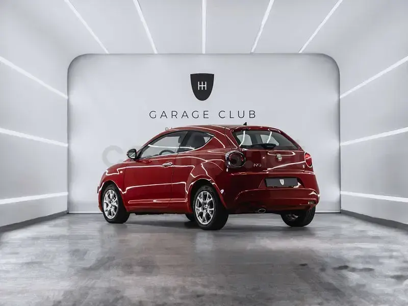 Usado Alfa Romeo MiTo Distinctive 79 CV (58 kW) 2011 Rojo Utilitario