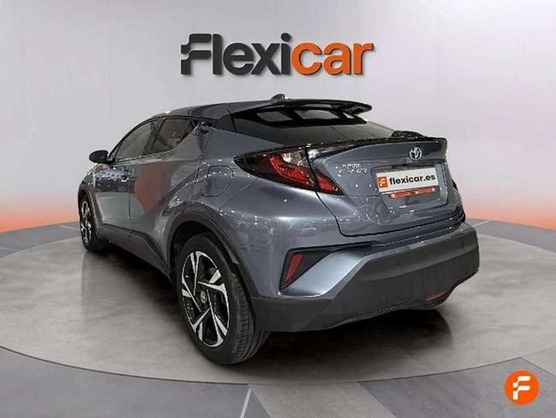 Usado Toyota C-HR Advance 122 CV (89 kW) 2023 Gris SUV