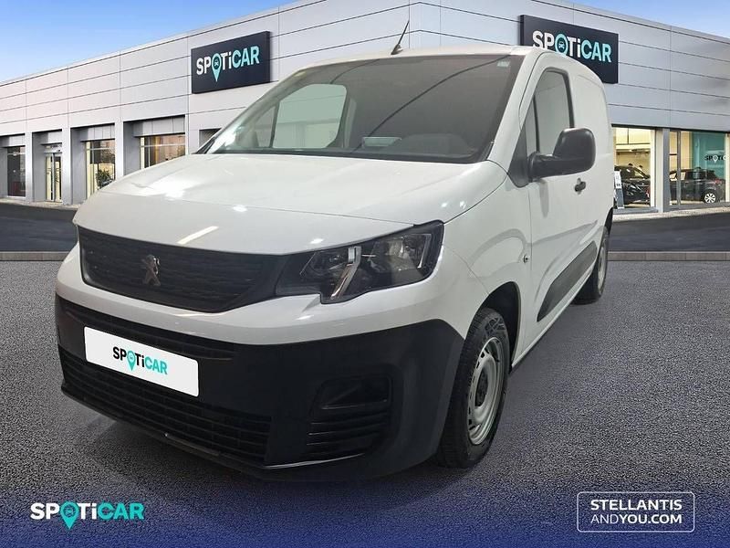 Usado Peugeot Partner 98 CV (72 kW) 2022 Blanco Monovolumen