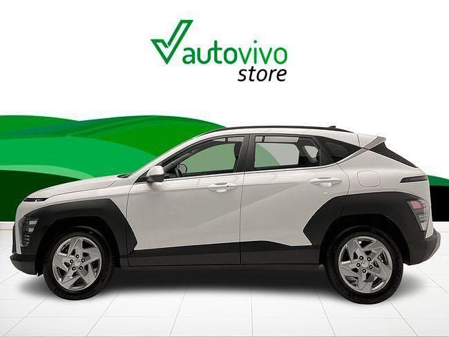 Usado Hyundai Kona 120 CV (88 kW) 2024 Blanco SUV