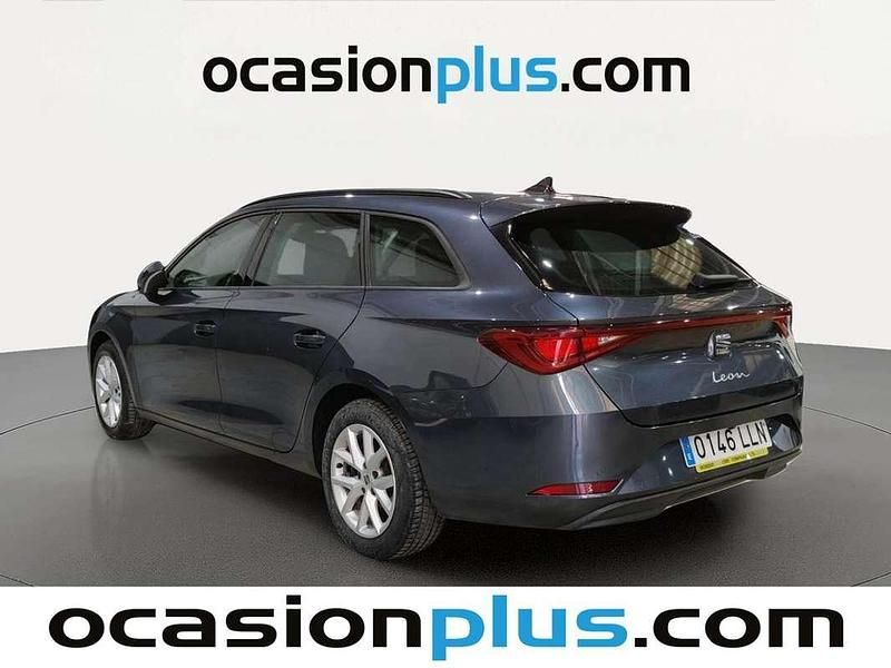 Usado Seat Leon ST Style 150 CV (110 kW) 2020 Gris Familiar