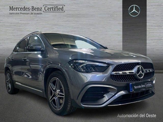 Usado Mercedes GLA200 163 CV (119 kW) 2026 Gris montaña SUV