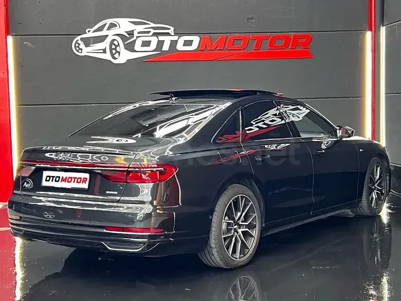 Usado Audi A8 S-Line 286 CV (210 kW) 2018 Negro Berlina