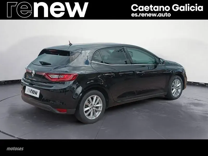 Usado Renault Mégane IV 90 CV (66 kW) 2017 Negro Berlina
