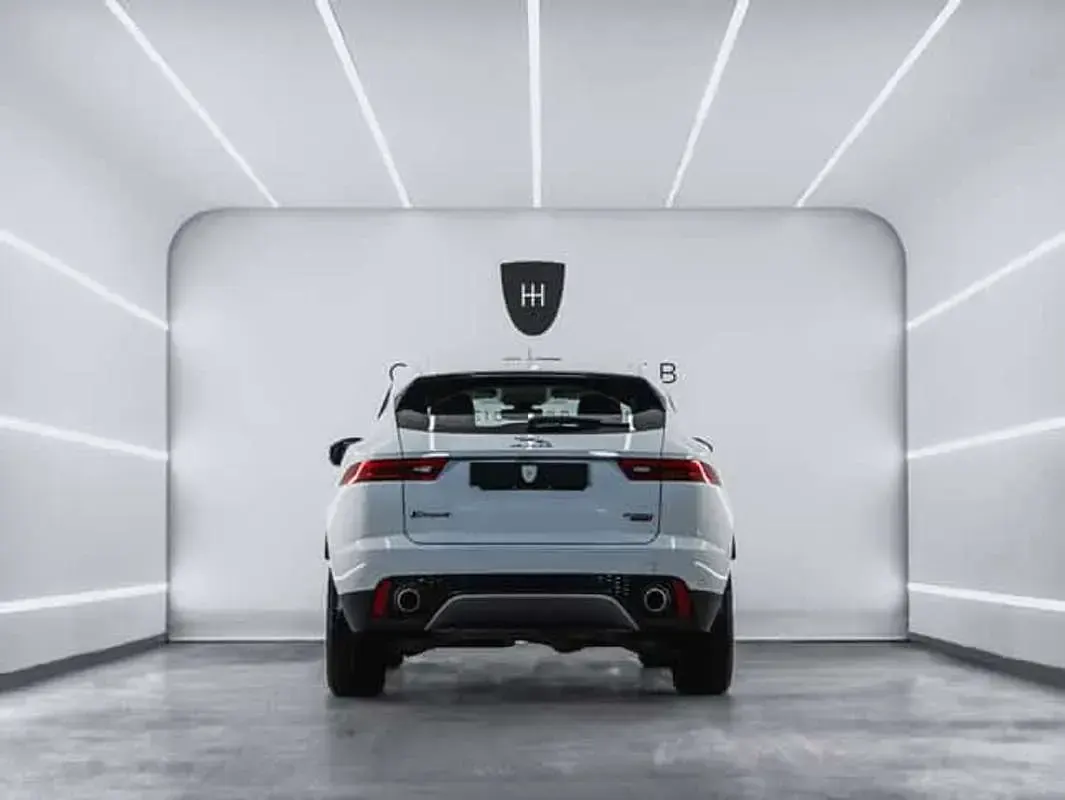 Usado Jaguar F-Pace Prestige 250 CV (183 kW) 2018 SUV