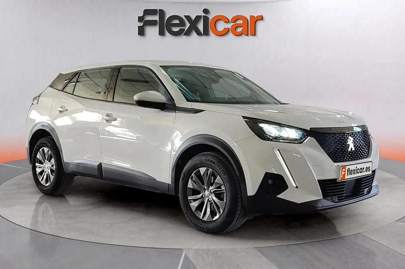 Usado Peugeot 2008 Active 101 CV (74 kW) 2020 Blanco SUV