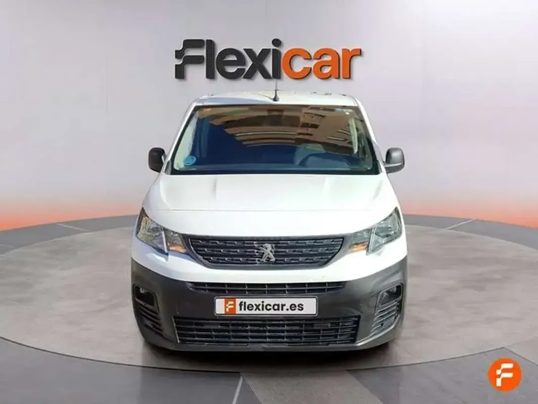 Usado Peugeot Partner S 110 CV (80 kW) 2021 Blanco Monovolumen