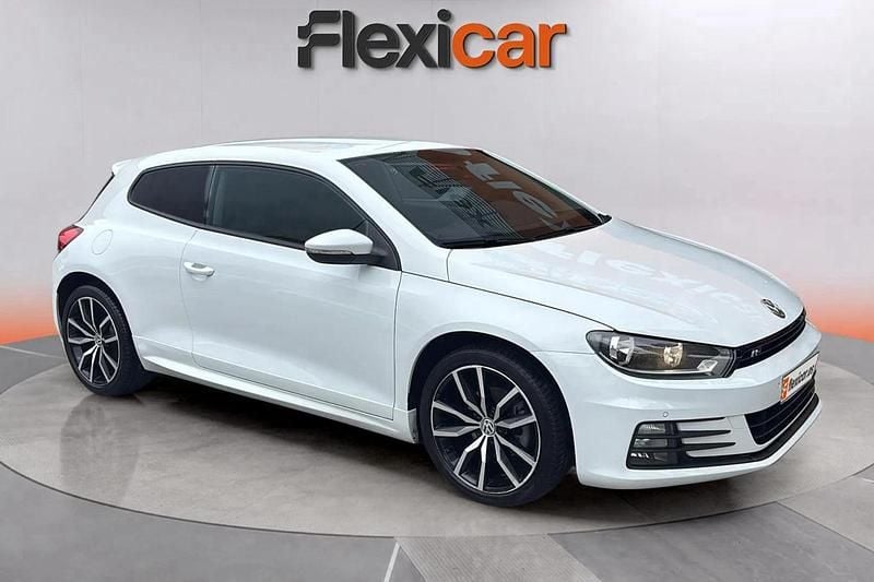 Blanco Usado 2017 VW Scirocco R-line Coupe | 14.490 € (Buen precio) - Imagen 1/4