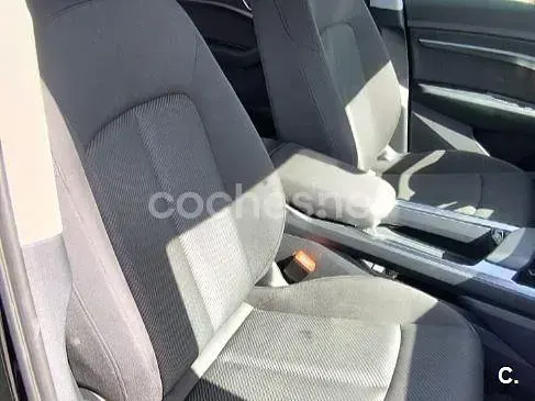 Usado Audi e-tron Sportback Advanced Plus 300 kW (408 CV) 2022 Eléctrico SUV