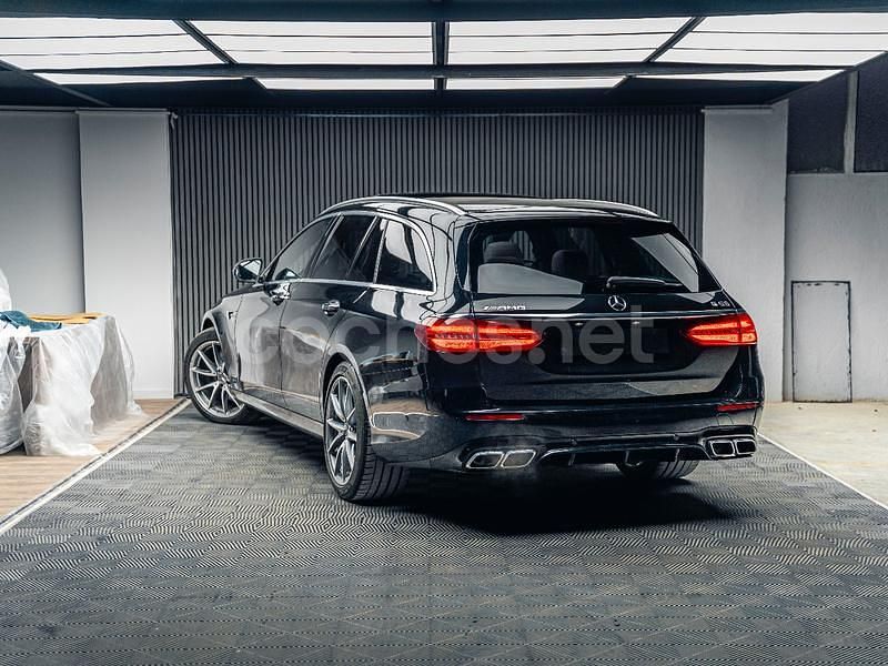 Usado Mercedes E63 AMG 571 CV (419 kW) 2019 Negro Familiar