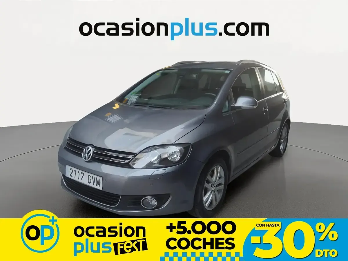 Käytetty VW Golf Sportline 122 HP (89 kW) 2010 Tila-auto