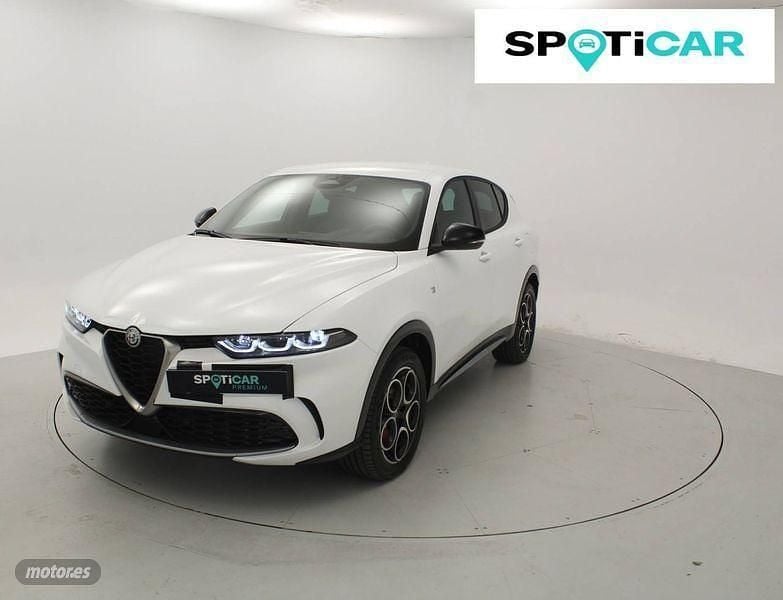Blanco Nuevo 2025 Alfa Romeo Tonale SUV | 42.545 € (Un poco caro) - Imagen 1/4
