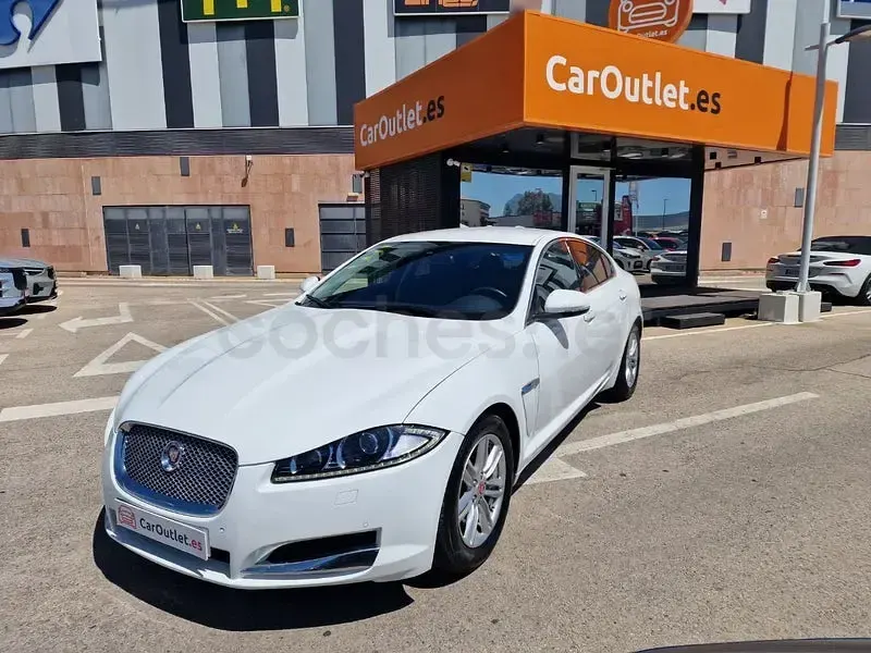 Usado Jaguar XF Premium Luxury 200 CV (147 kW) 2014 Blanco Berlina