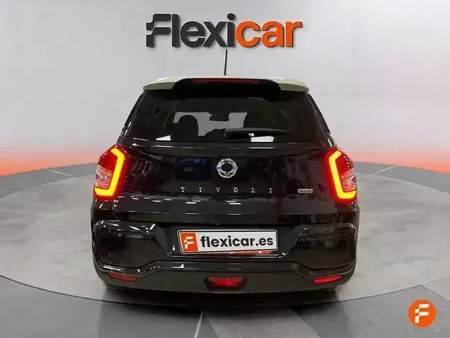 Usado SsangYong Tivoli Limited 163 CV (119 kW) 2023 Negro SUV