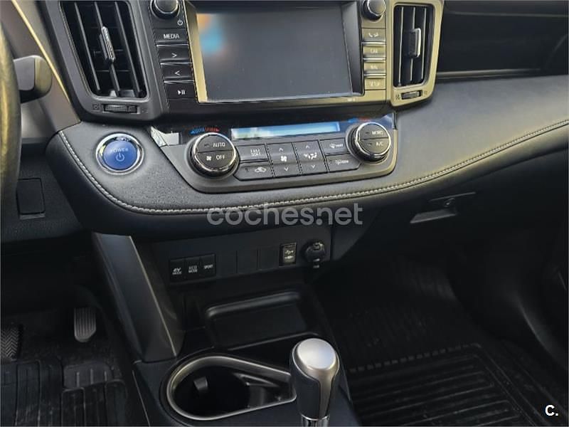 Usado Toyota RAV4 Hybrid Advance 197 CV (144 kW) 2017 Azul SUV