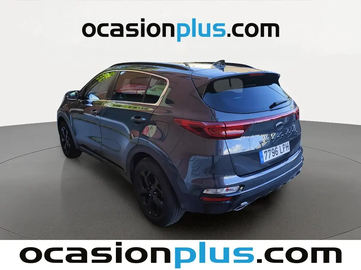 Usado Kia Sportage 132 CV (97 kW) 2021 Gris SUV