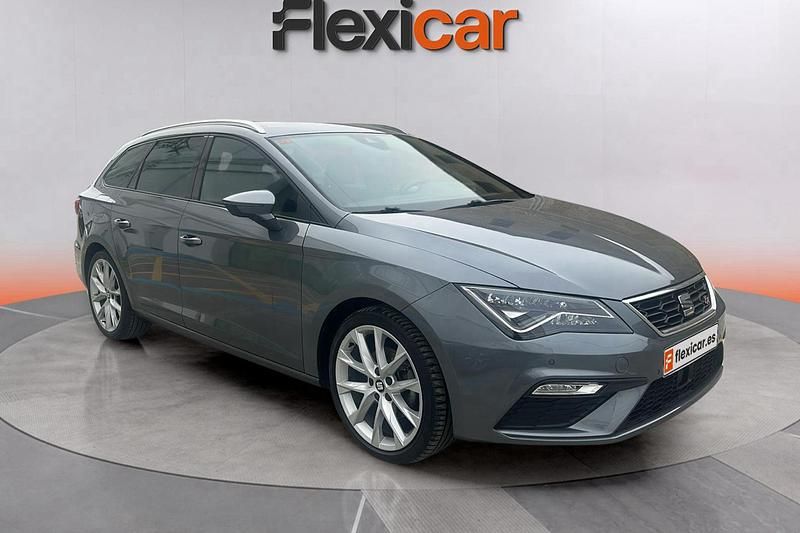 Usado Seat Leon ST FR 150 CV (110 kW) 2017 Gris Familiar