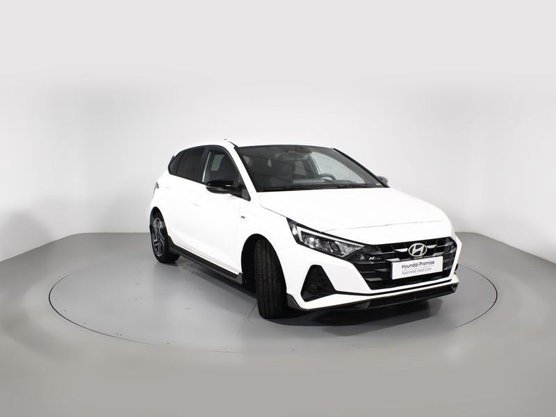 Blanco Usado 2024 Hyundai i20 N Line Berlina | 17.200 € (Super precio) - Imagen 1/4