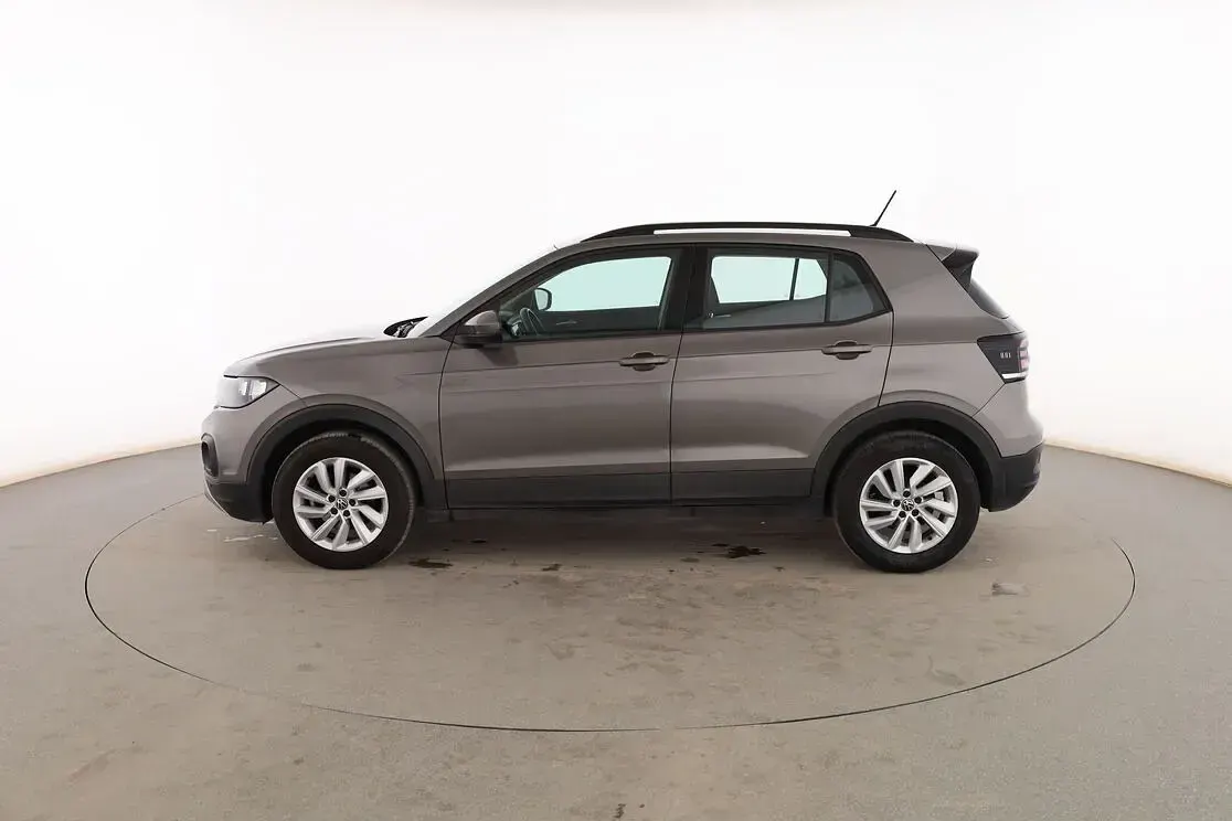 Usado VW T-Cross Advance 95 CV (69 kW) 2020 Gris SUV