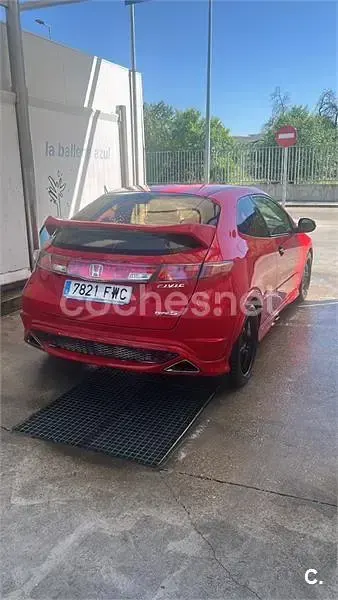 Usado Honda Civic Type S 140 CV (102 kW) 2007 Rojo Berlina