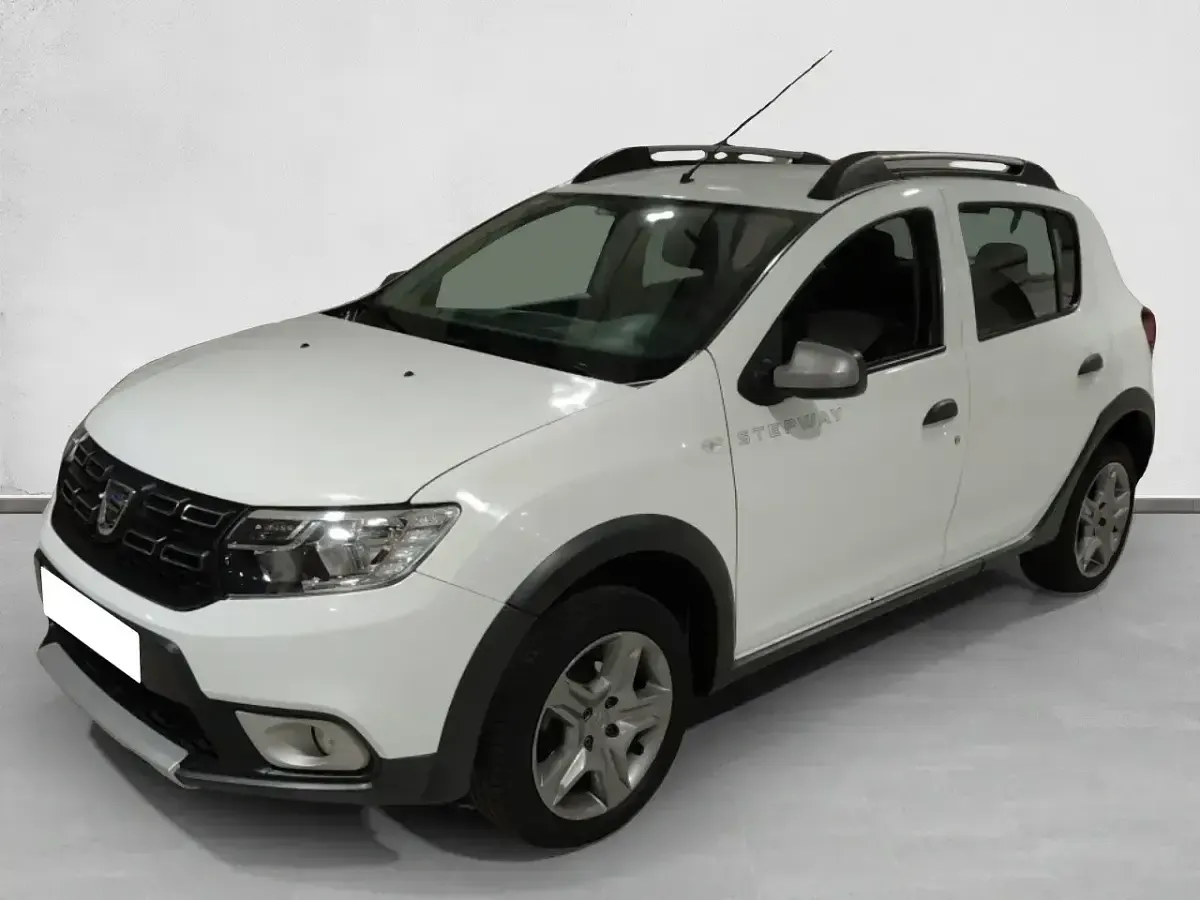 Usado Dacia Sandero Essentiel 73 CV (53 kW) 2019 Blanco Berlina