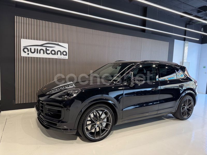 Usado Porsche Cayenne Turbo 550 CV (404 kW) 2020 Negro SUV