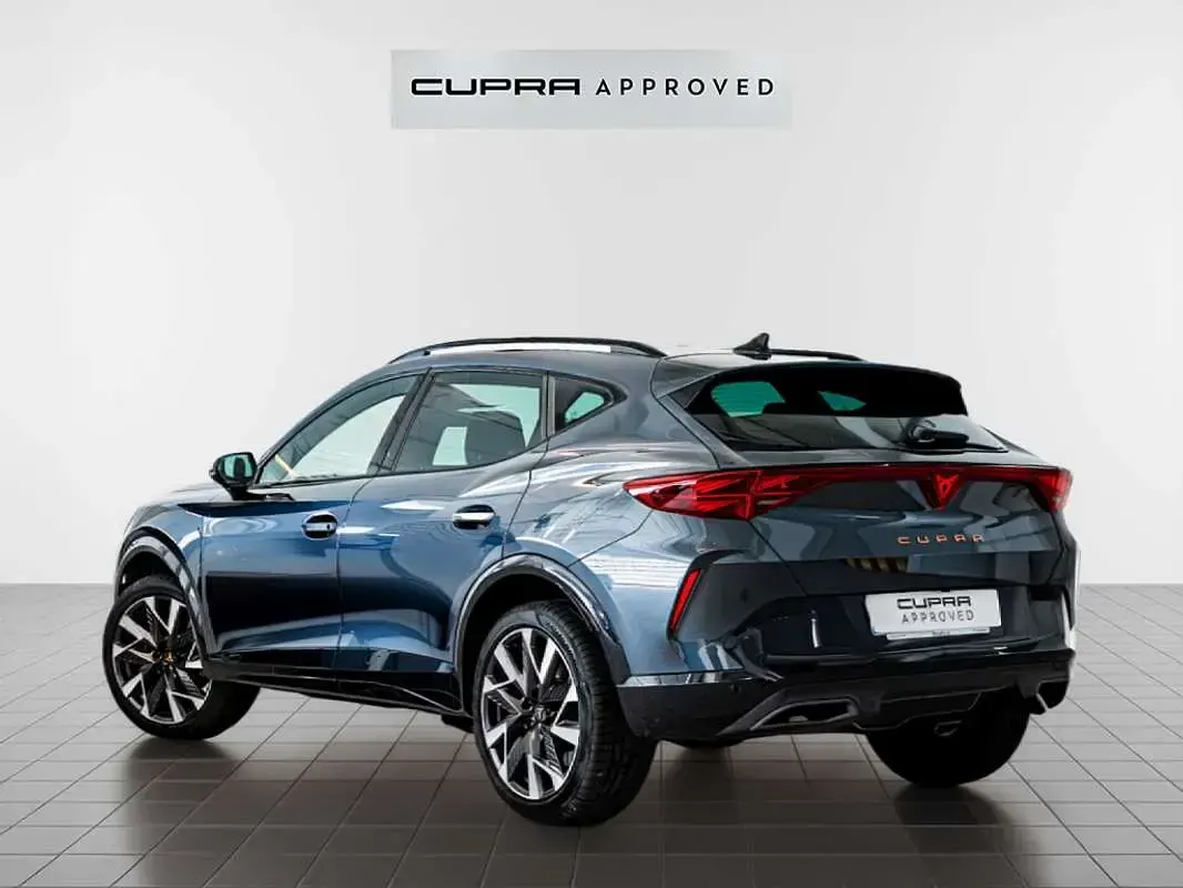 Usado Cupra Formentor 150 CV (110 kW) 2024 Gris SUV