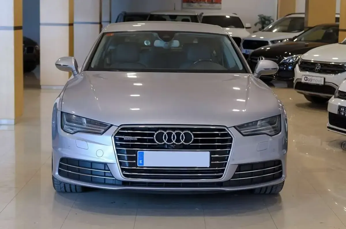 Usado Audi A7 Sportback 272 CV (200 kW) 2015 Gris Utilitario