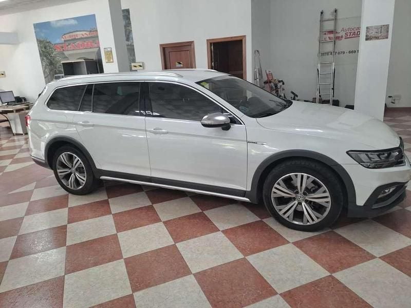 Blanco Usado 2020 VW Passat Alltrack Familiar | 20.999 € (Super precio) - Imagen 1/4