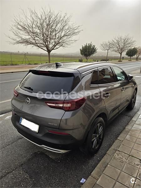 Usado Opel Grandland X 130 CV (95 kW) 2020 Gris / plata SUV