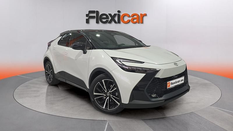 Usado Toyota C-HR 140 HP (102 kW) 2025 SUV