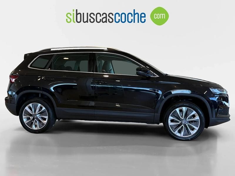 Nuevo Skoda Karoq Selection 150 CV (110 kW) 2025 Negro SUV