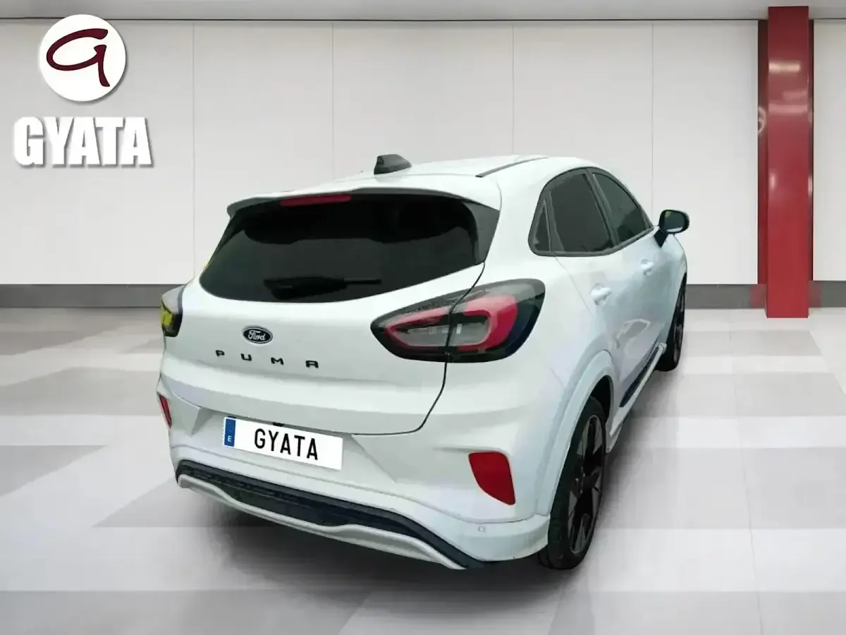 Usado Ford Puma ST-Line X 125 CV (91 kW) 2025 Blanco SUV