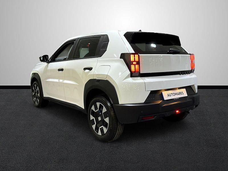 Nuevo Fiat Grande Panda Icon 100 CV (73 kW) 2025 Rojo Utilitario