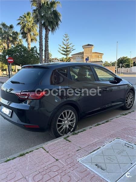 Usado Seat Leon I-Tech 150 CV (110 kW) 2014 Negro Berlina
