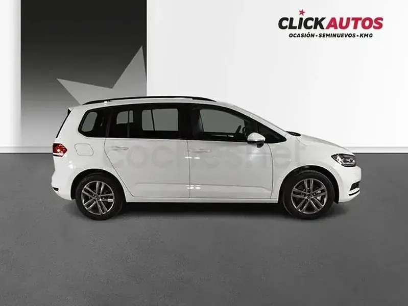Usado VW Touran 150 CV (110 kW) 2025 Blanco Monovolumen