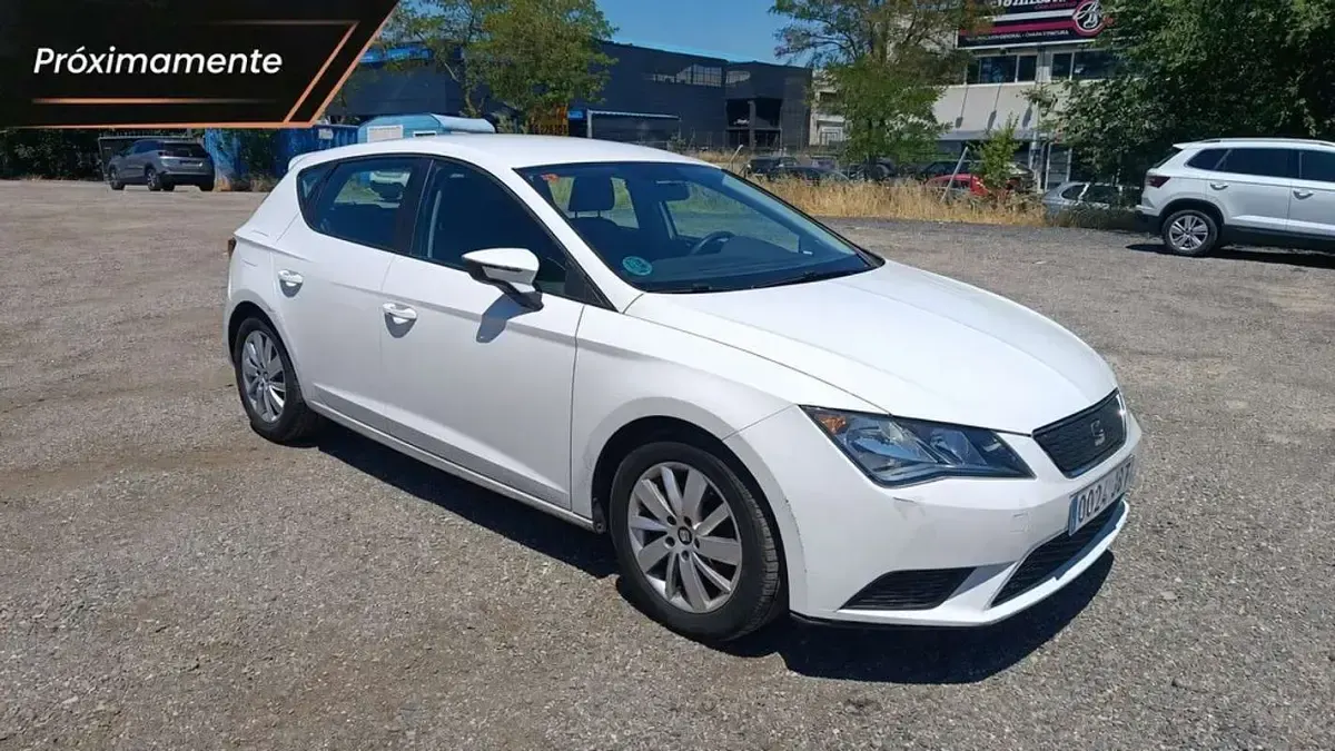 Usado Seat Leon ST Reference 110 CV (80 kW) 2015 Blanco Familiar