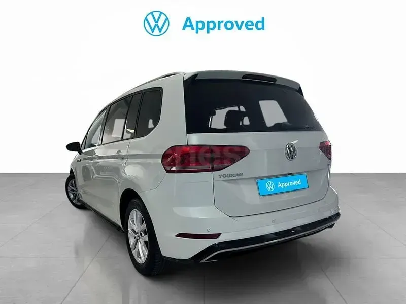 Usado VW Touran Advance 116 CV (85 kW) 2017 Blanco Monovolumen
